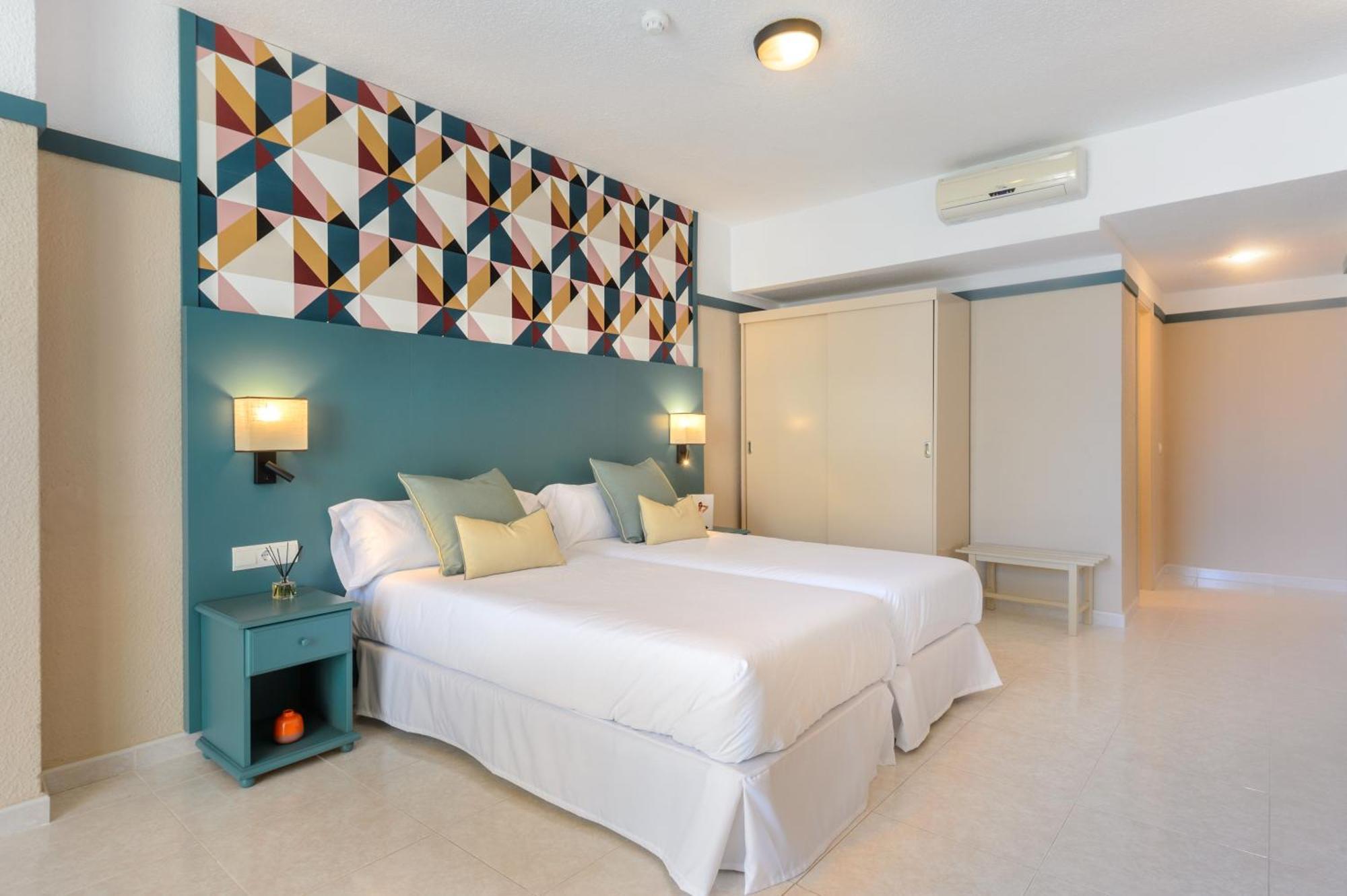 Aparthotel Vibra Club Maritim San Antonio  Eksteriør billede