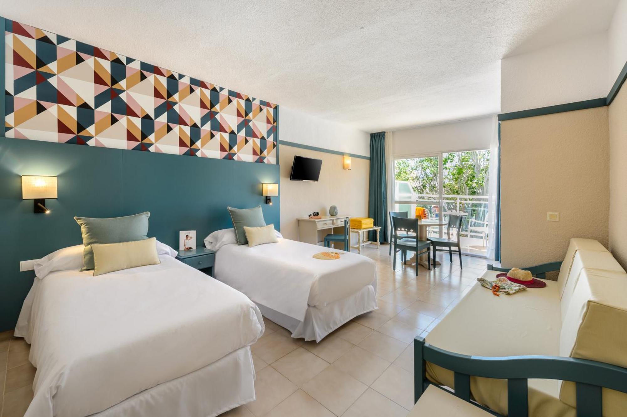 Aparthotel Vibra Club Maritim San Antonio  Eksteriør billede