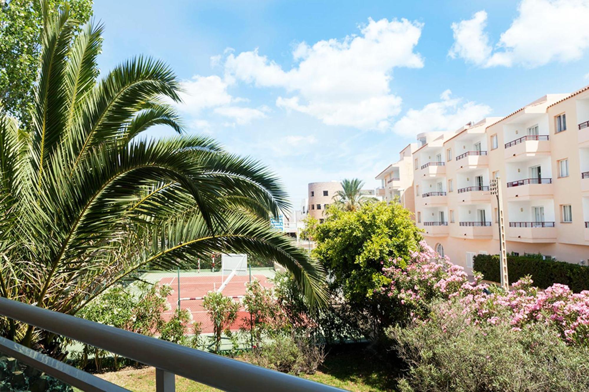 Aparthotel Vibra Club Maritim San Antonio  Eksteriør billede